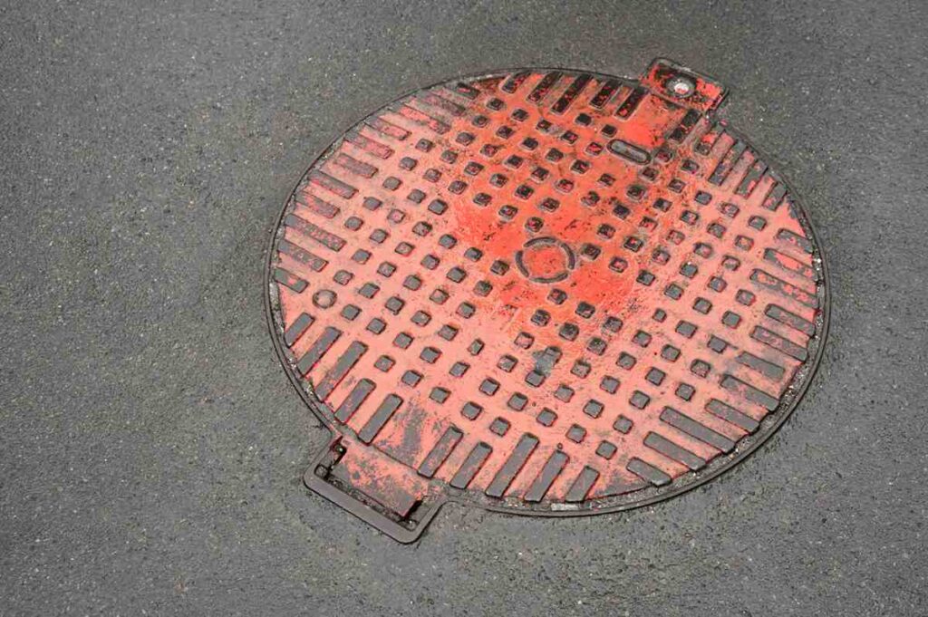 Floor Drain Maintenance Tips (Image showing maintenance steps for a floor drain)